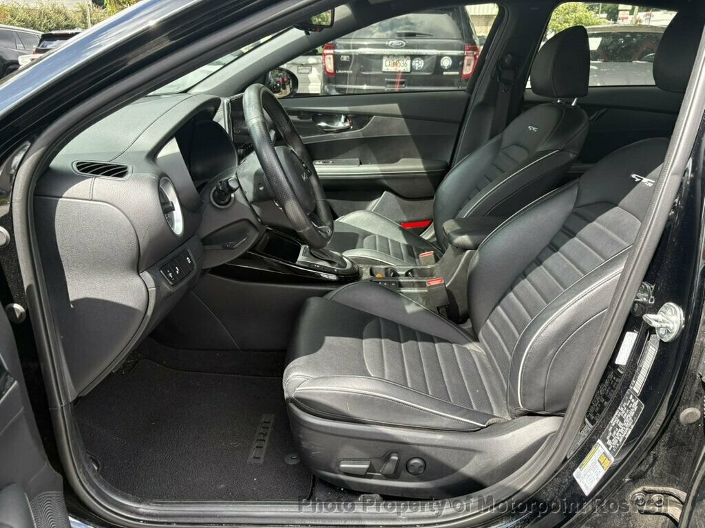Used 2024 Kia Forte GT-Line w/ GT-Line Premium Package FWD image 13