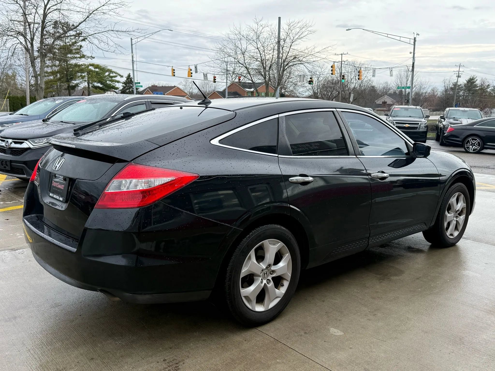 Used 2011 Honda Crosstour EX-L image 3