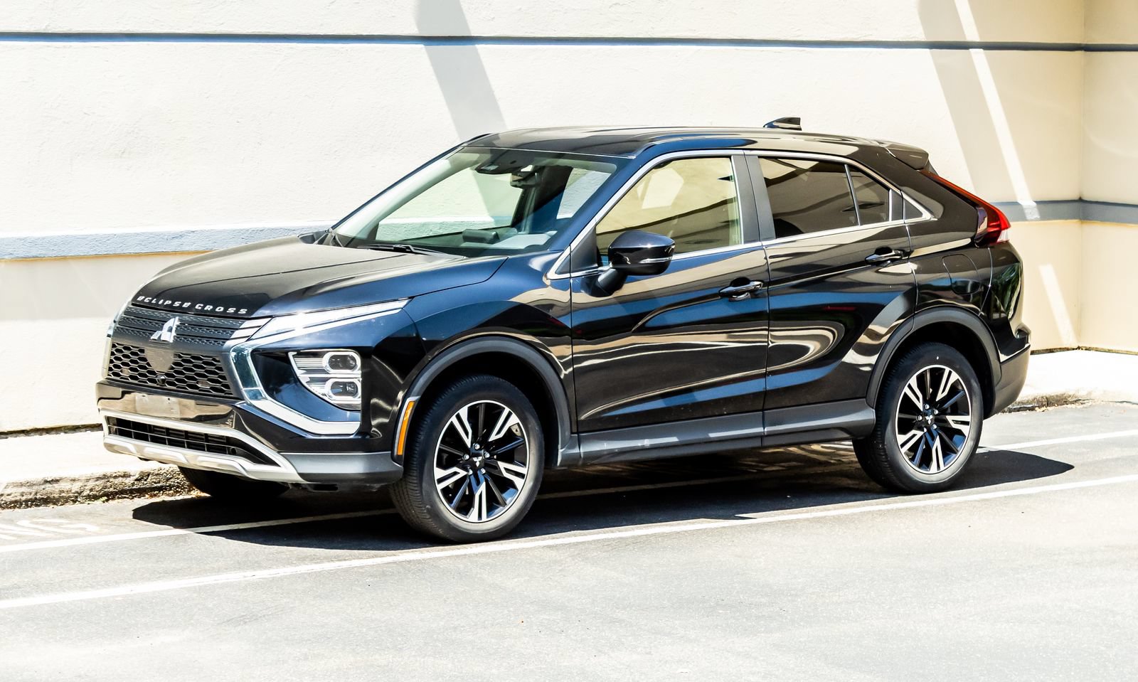 Used 2023 Mitsubishi Eclipse Cross SE AWD/4WD image 3