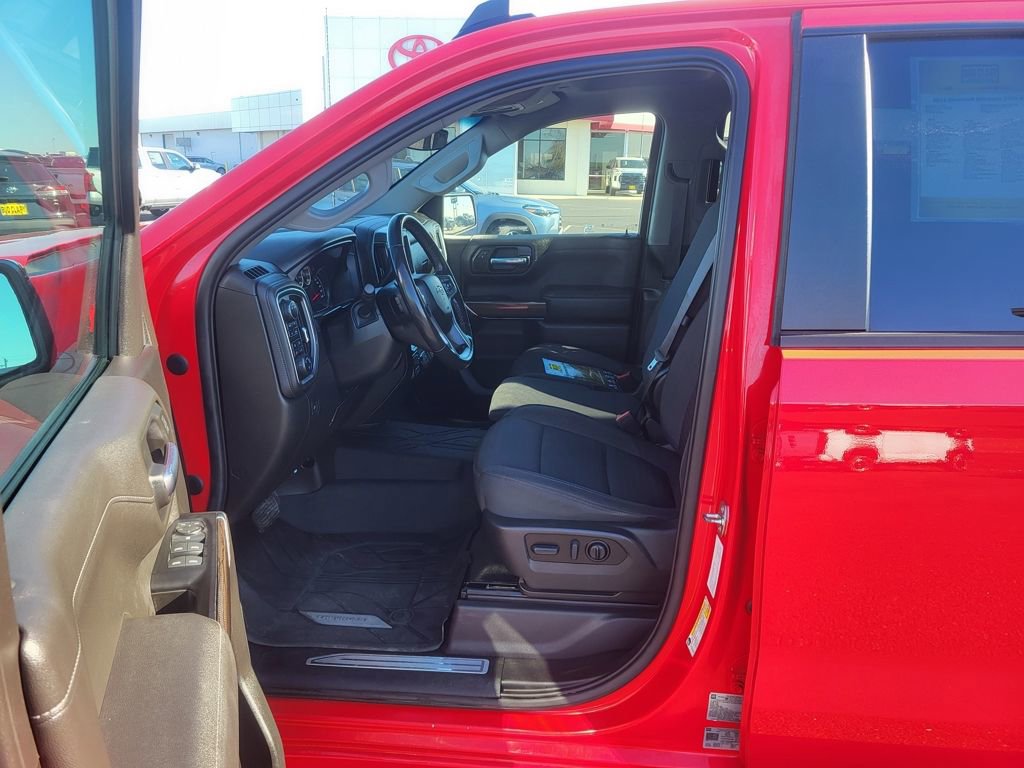 Used 2021 Chevrolet Silverado 1500 RST w/ Bed Protection Package image 12