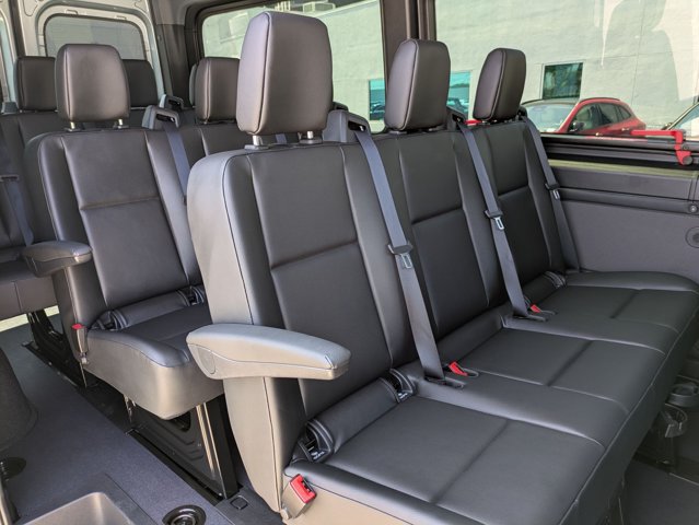 Used 2025 Mercedes-Benz Sprinter 2500 image 18