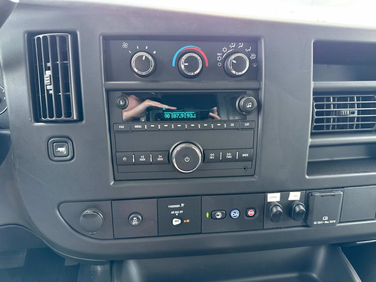 New 2025 Chevrolet Express 3500 w/ Power Convenience Package image 3