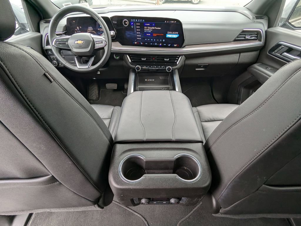 Used 2025 Chevrolet Tahoe LT image 28
