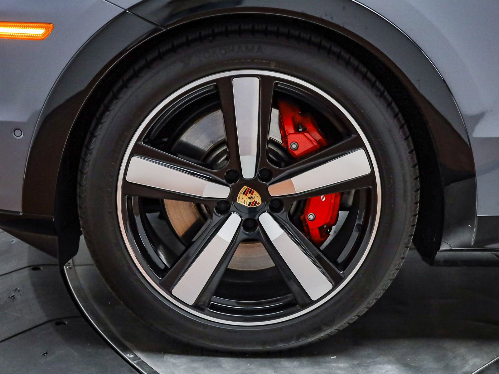 Used 2026 Porsche Cayenne GTS image 10