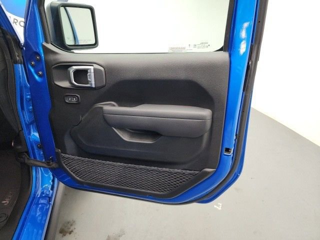 New 2024 Jeep Gladiator Willys image 28