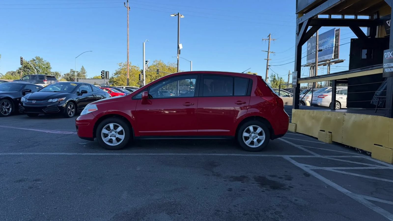 Used 2007 Nissan Versa Hatchback w/ Convenience Pkg FWD image 8