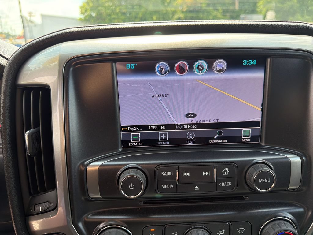 Used 2016 Chevrolet Silverado 1500 LTZ Z71 w/ LTZ Plus Package AWD/4WD image 38