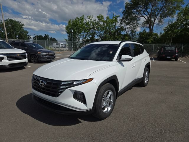 Certified 2023 Hyundai Tucson SEL AWD/4WD image 2