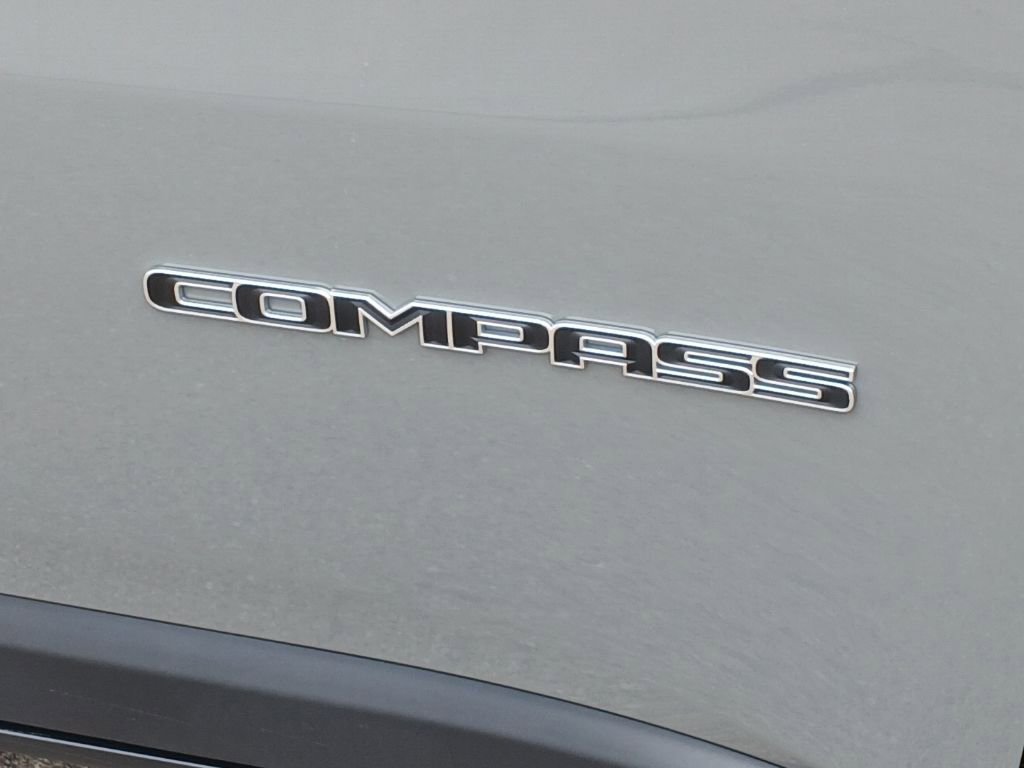 Used 2023 Jeep Compass Latitude w/ Convenience Group image 26