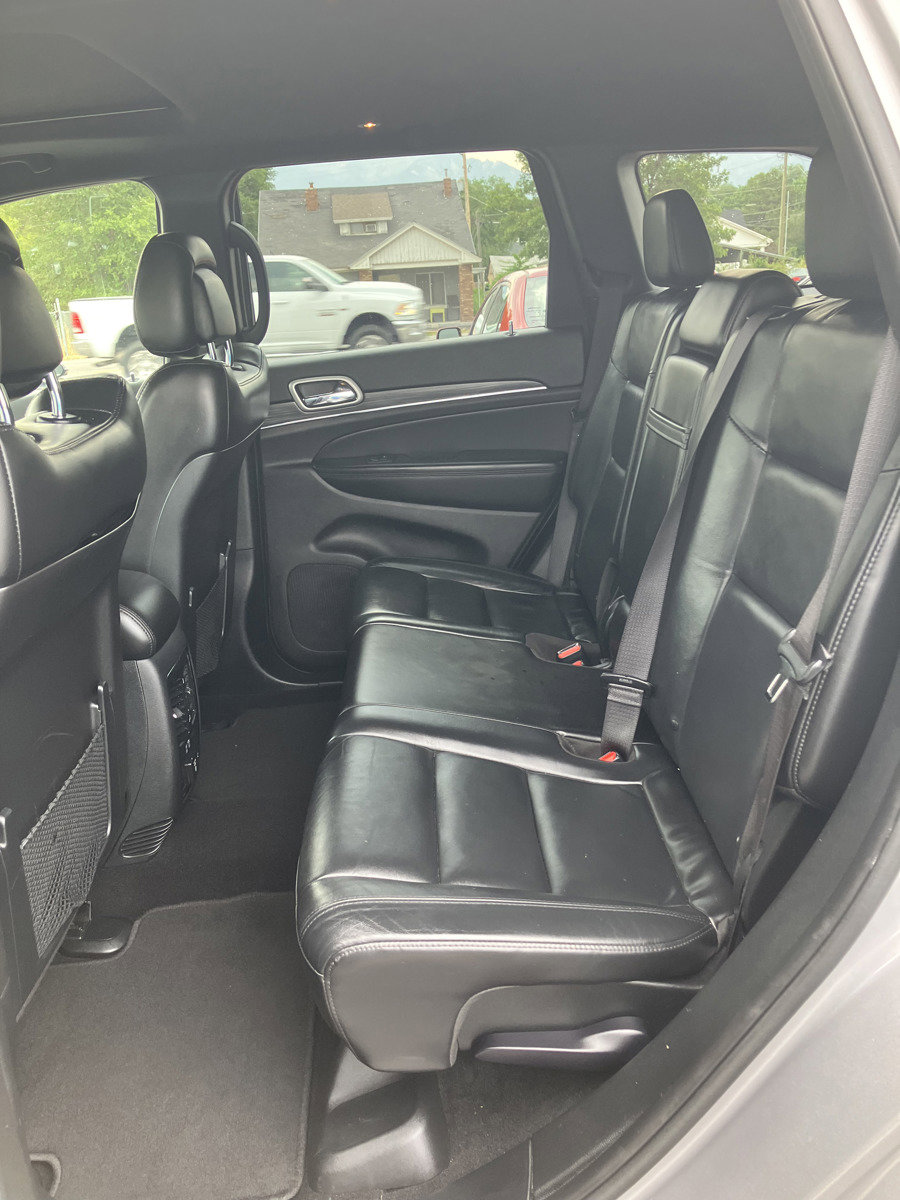 Used 2021 Jeep Grand Cherokee Limited image 7