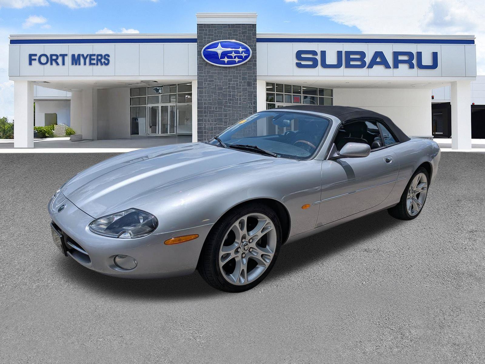 Used 2003 Jaguar XK8 Convertible RWD image 8