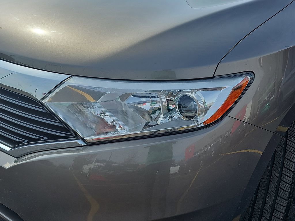 Used 2014 Nissan Quest SV w/ Leather Package image 30