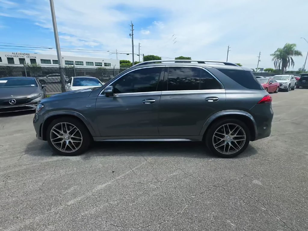 Used 2021 Mercedes-Benz GLE 53 AMG 4MATIC image 2