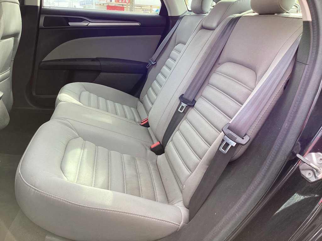 Used 2015 Ford Fusion S FWD image 13