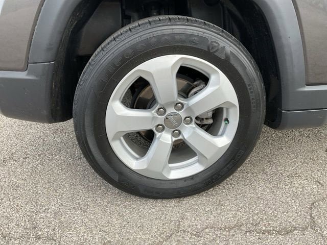 Used 2021 Jeep Compass Latitude w/ Convenience Group FWD image 13