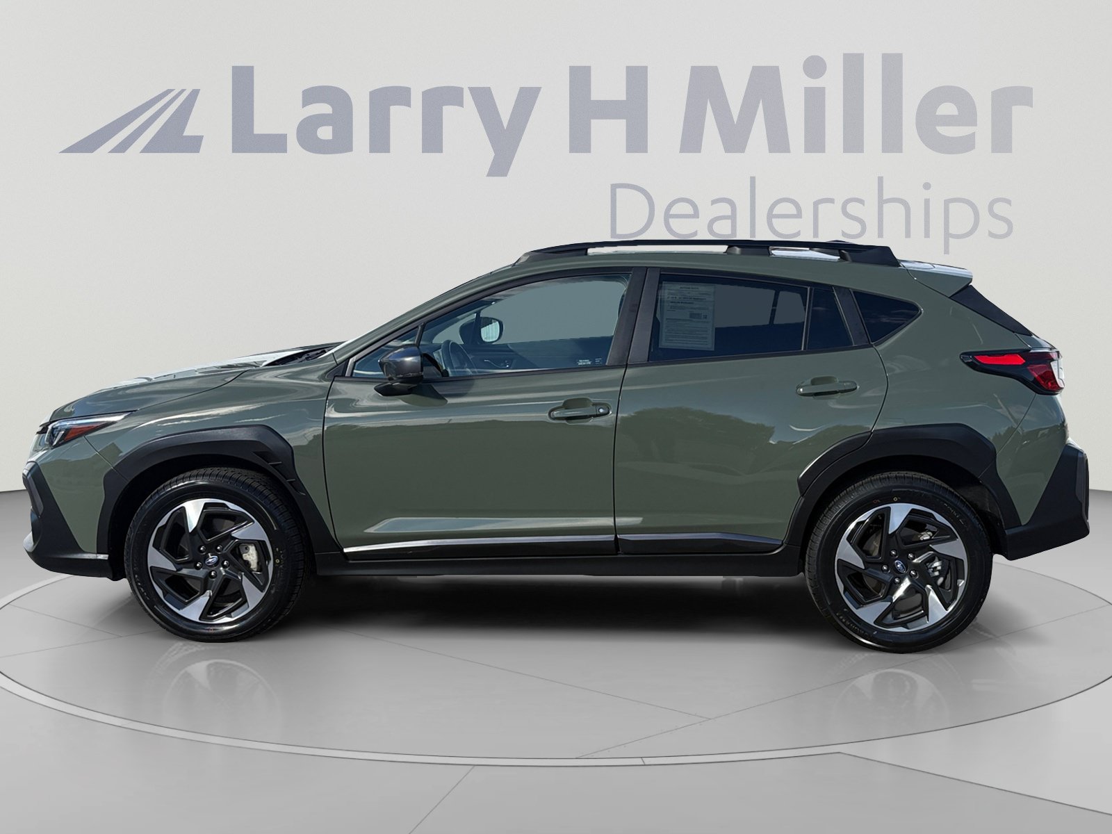 Used 2024 Subaru Crosstrek 2.5i Limited AWD/4WD image 2