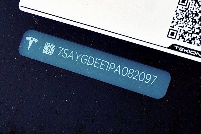 Used 2023 Tesla Model Y Long Range image 38