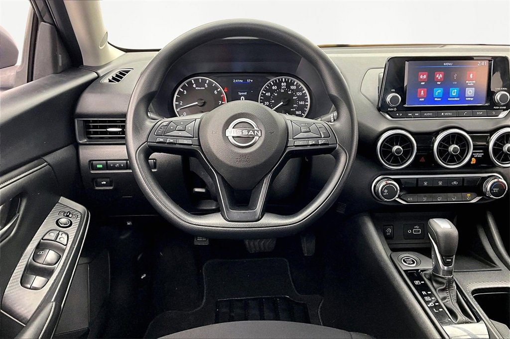 Used 2024 Nissan Sentra S image 5