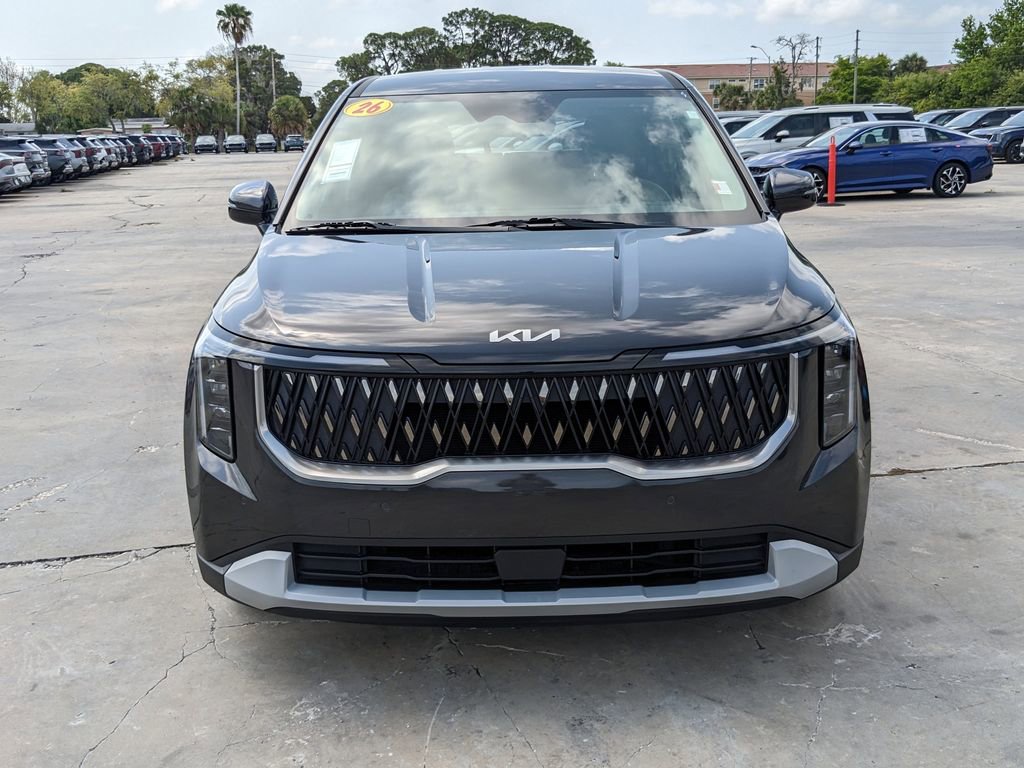 Certified 2026 Kia Carnival LX FWD image 3