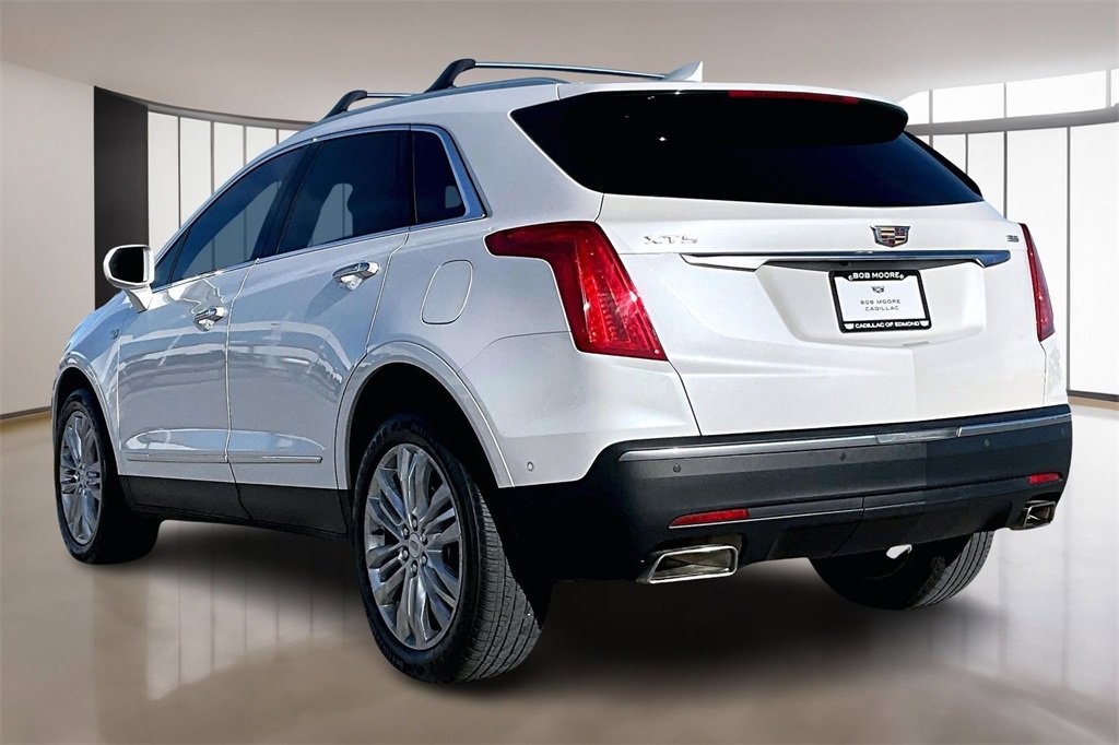 Used 2018 Cadillac XT5 Premium Luxury w/ Driver Assist Package image 12