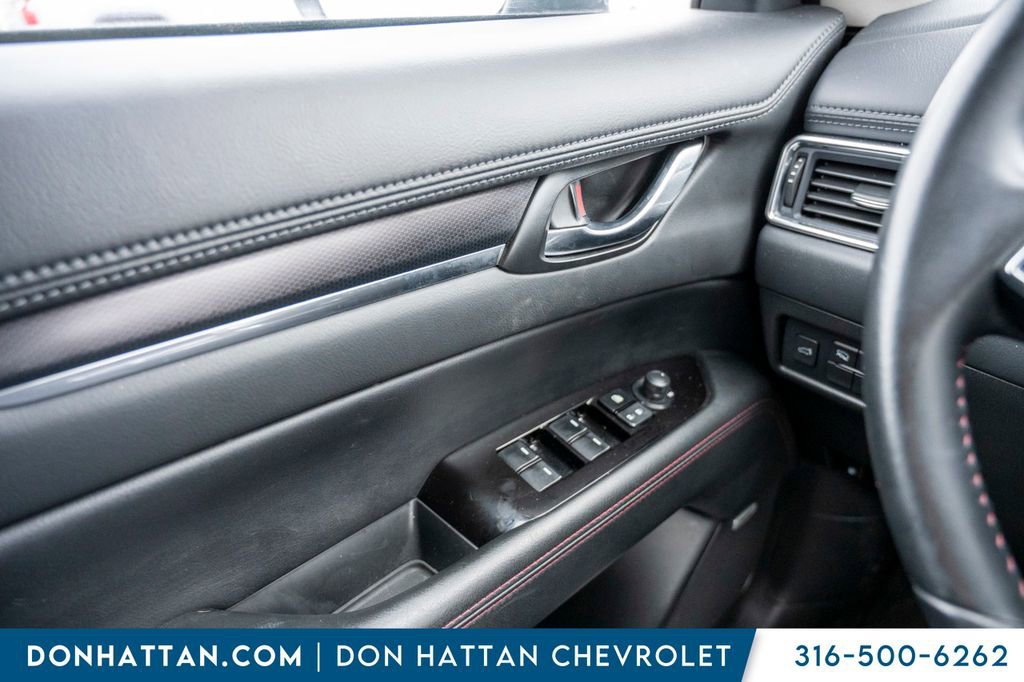 Used 2024 MAZDA CX-5 Carbon Edition image 16