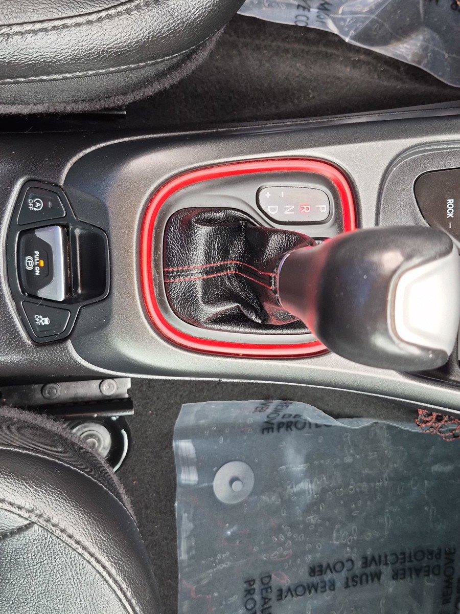 Used 2020 Jeep Compass Trailhawk AWD/4WD image 29