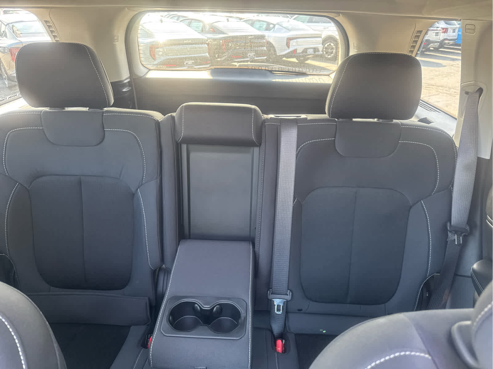 Certified 2023 Jeep Grand Cherokee Laredo image 23