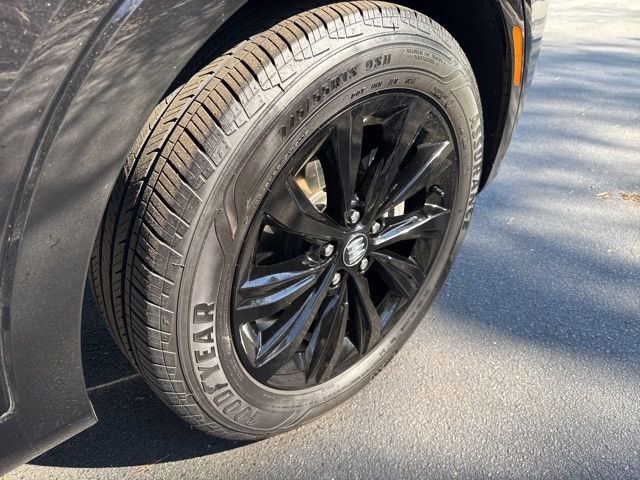 Used 2025 Buick Envista Sport Touring image 29