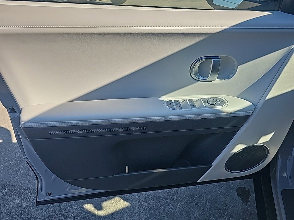 Used 2022 Hyundai Ioniq 5 SEL image 8