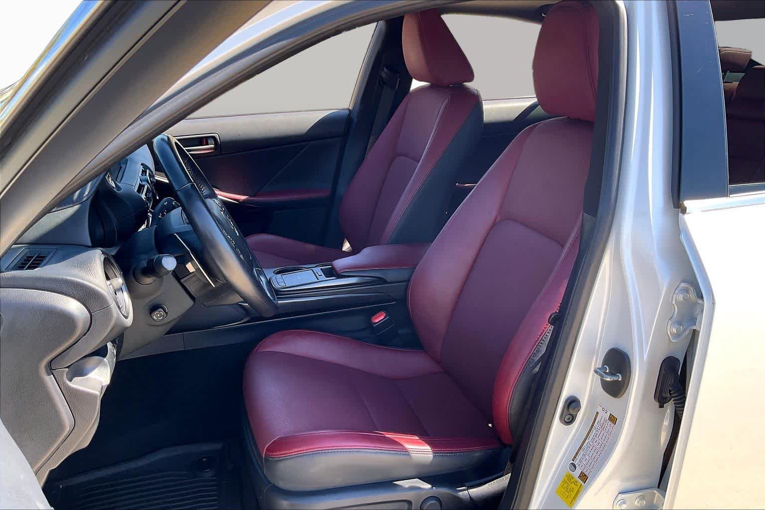 Used 2023 Lexus IS 300 w/ Premium Package RWD image 8