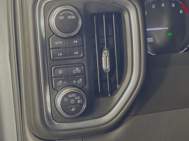 Used 2021 GMC Sierra 1500 AT4 image 11