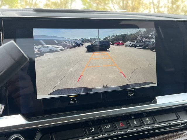 Used 2025 Chevrolet Silverado 2500 LT image 32