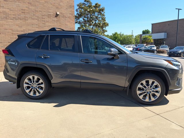 Used 2025 Toyota RAV4 XLE Premium w/ Weather Package FWD image 6