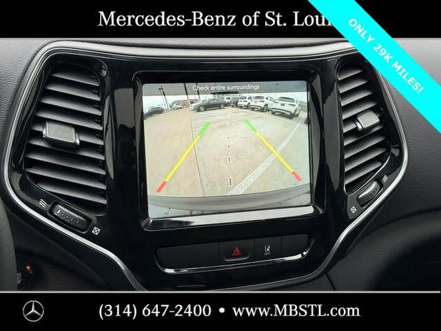 Used 2022 Jeep Cherokee Limited image 23