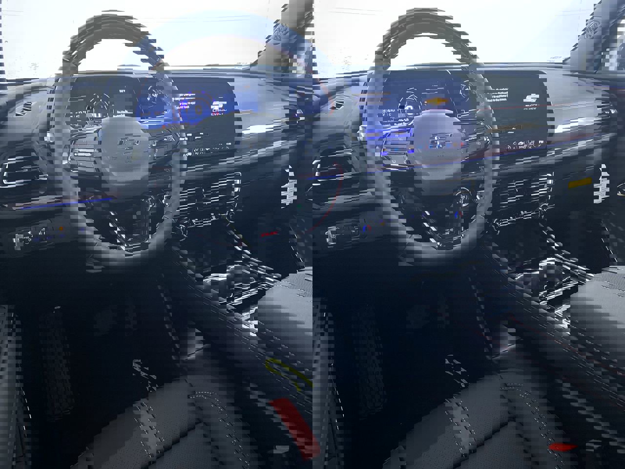 New 2026 Chevrolet Traverse RS w/ LPO, Floor Liner Package image 2