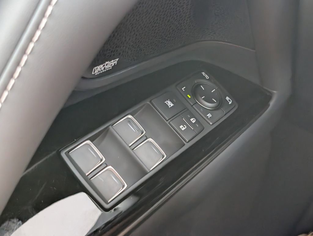 New 2025 Lexus LX 700h Luxury image 10