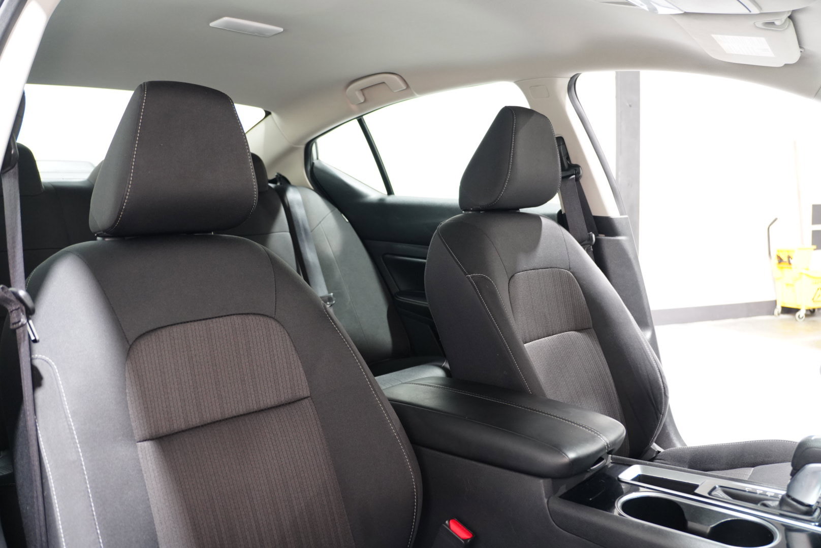 Used 2024 Nissan Altima 2.5 SV image 14