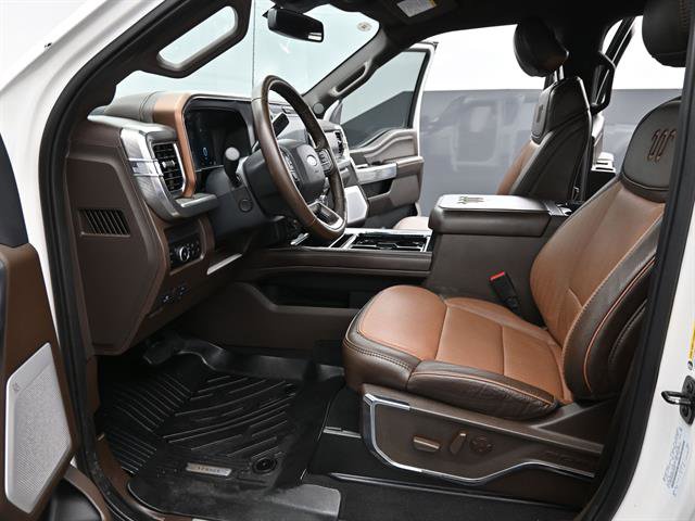 Used 2025 Ford F350 King Ranch AWD/4WD image 16