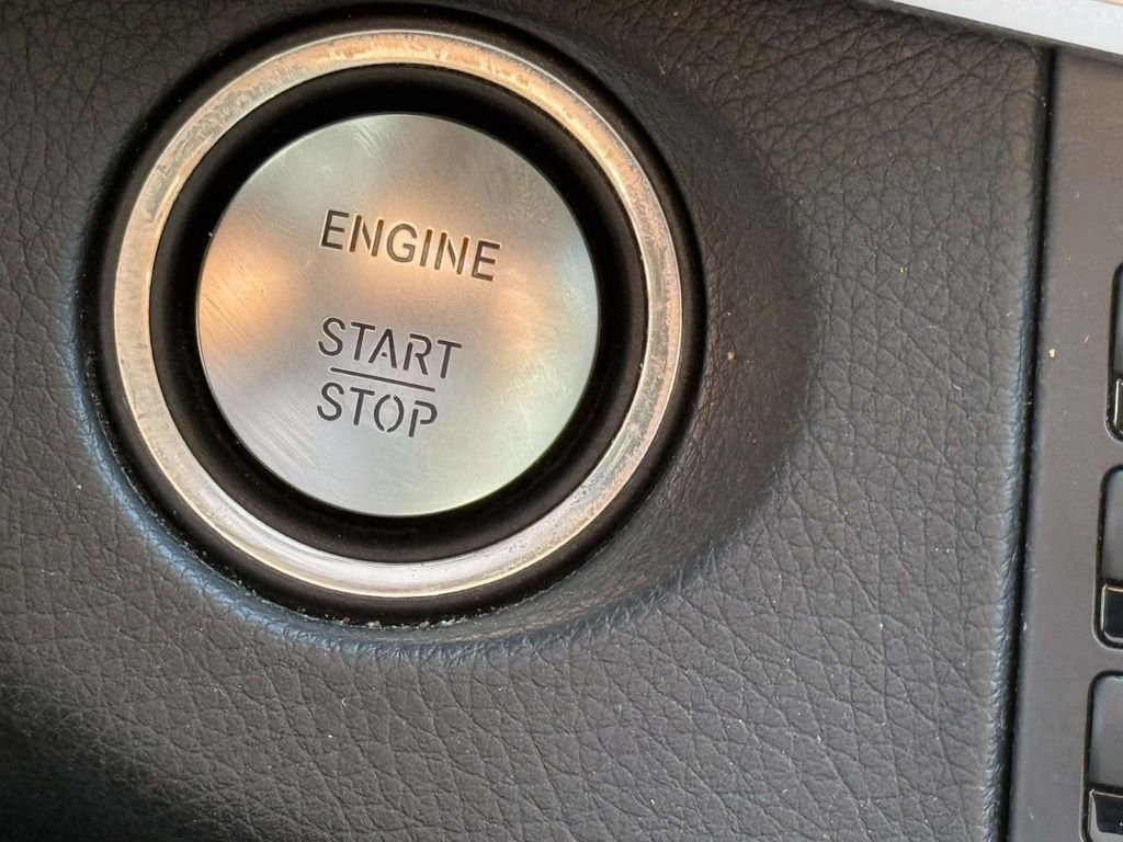Used 2015 Mercedes-Benz E 350 4MATIC Sedan image 18
