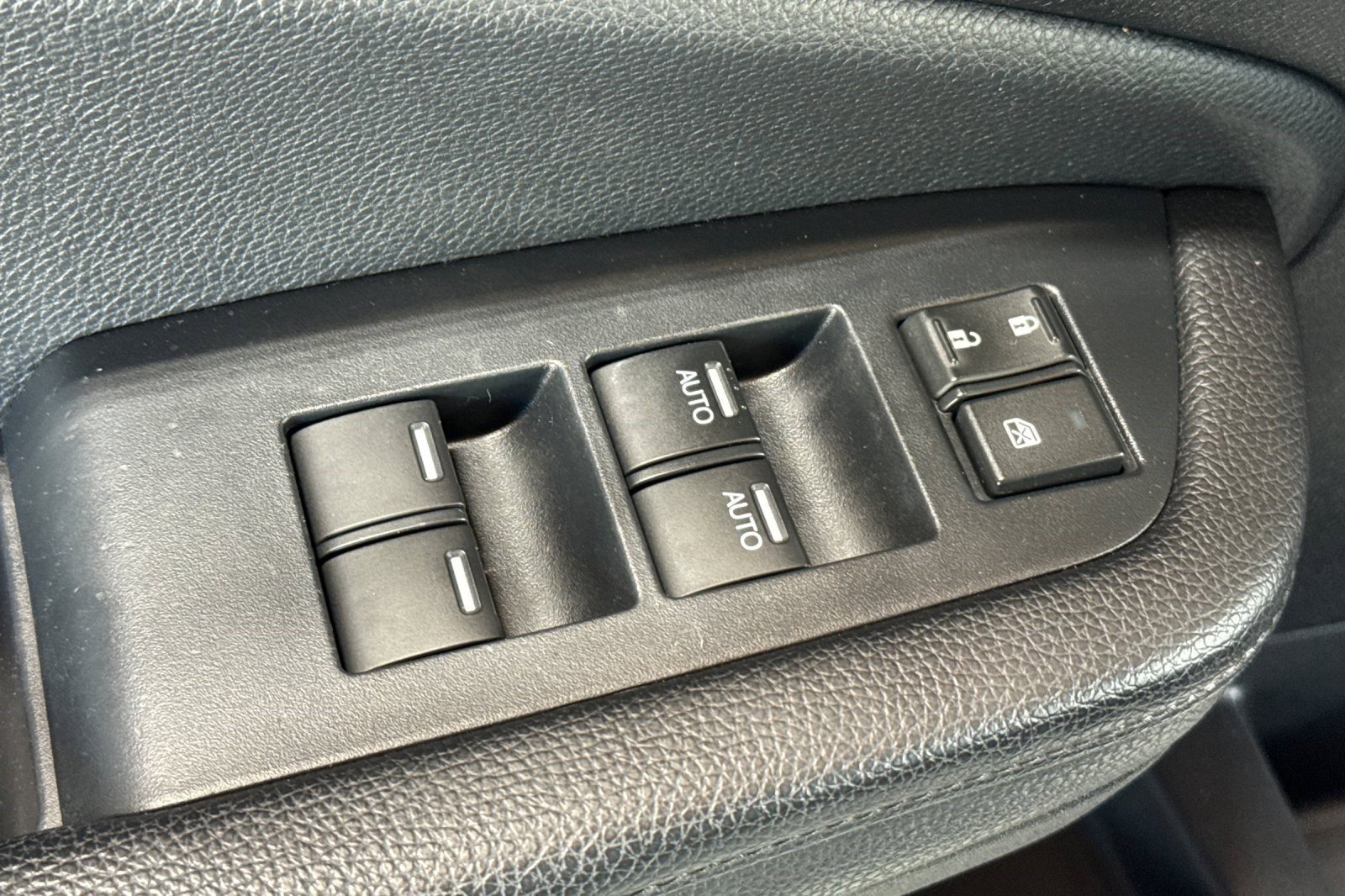 Used 2022 Honda Pilot EX-L image 14