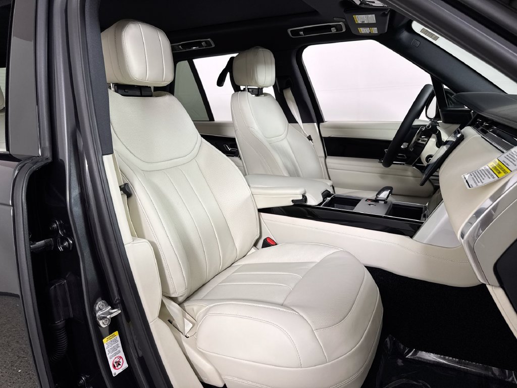 New 2026 Land Rover Range Rover SE AWD/4WD image 23