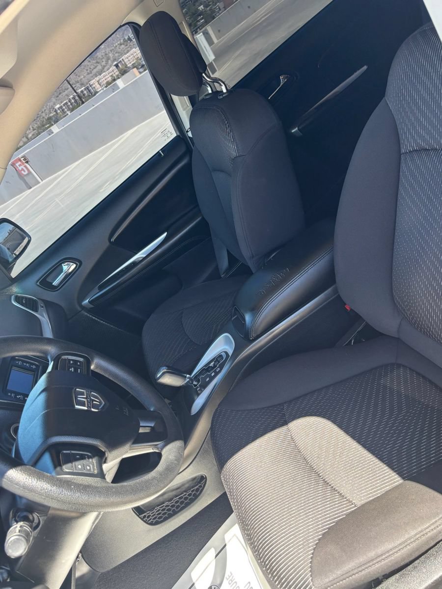 Used 2013 Dodge Journey SXT w/ Flexible Seating Group FWD image 15