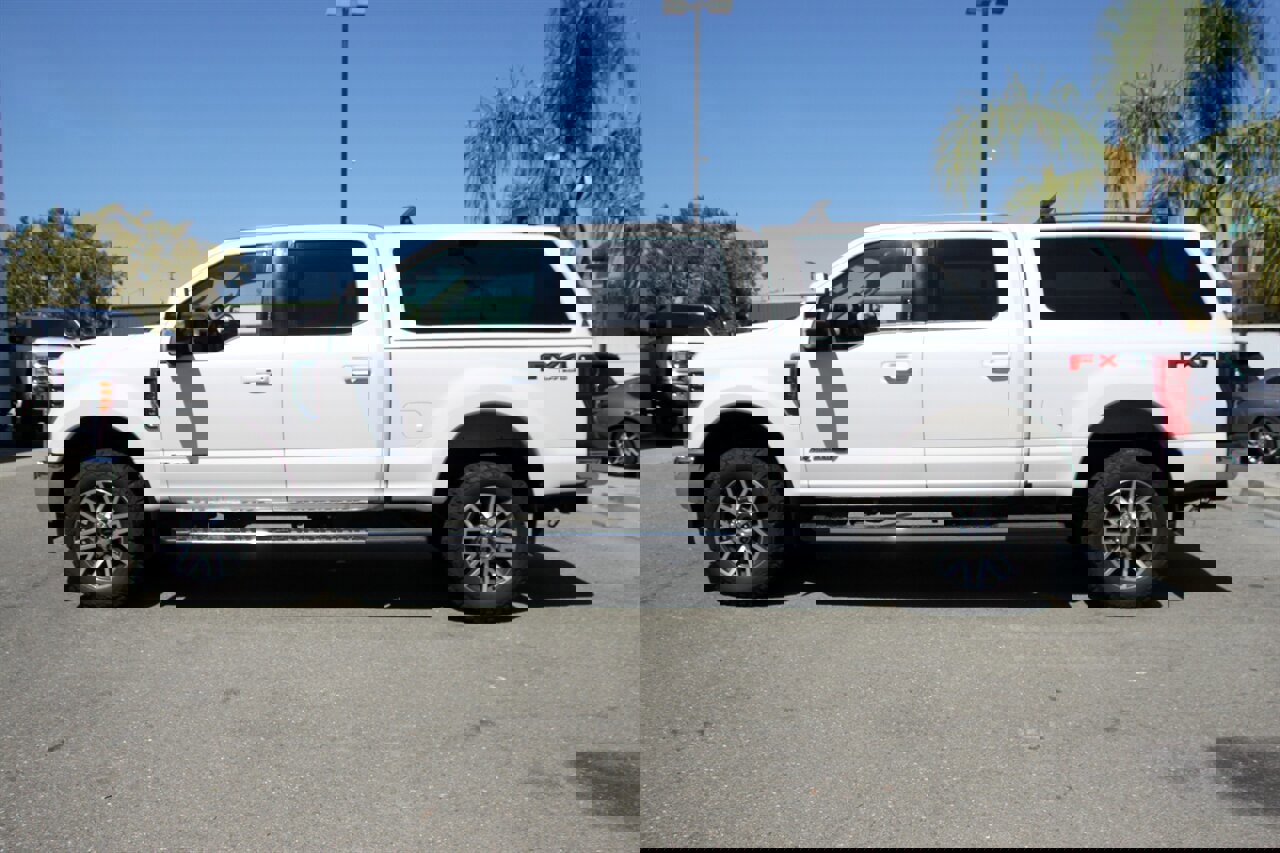 Used 2019 Ford F350 Lariat w/ Lariat Ultimate Package image 5