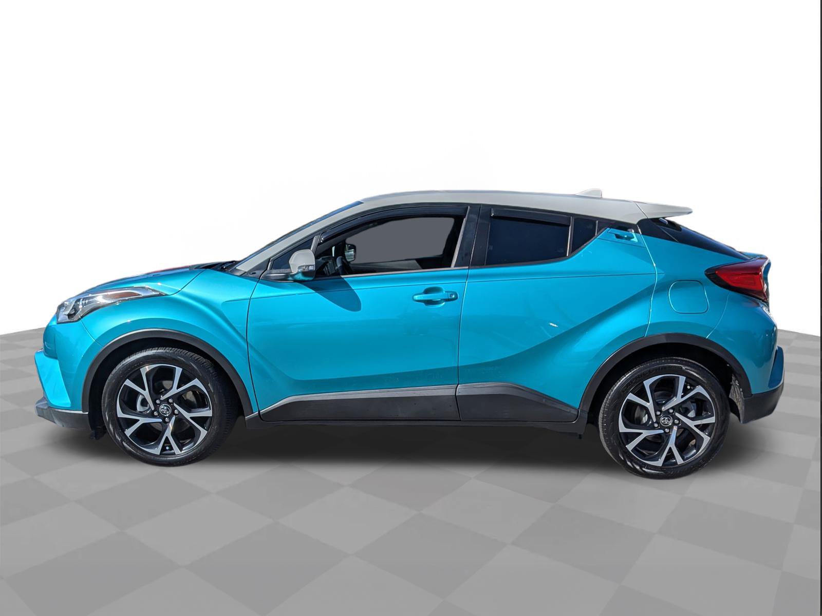 Used 2018 Toyota C-HR XLE image 7