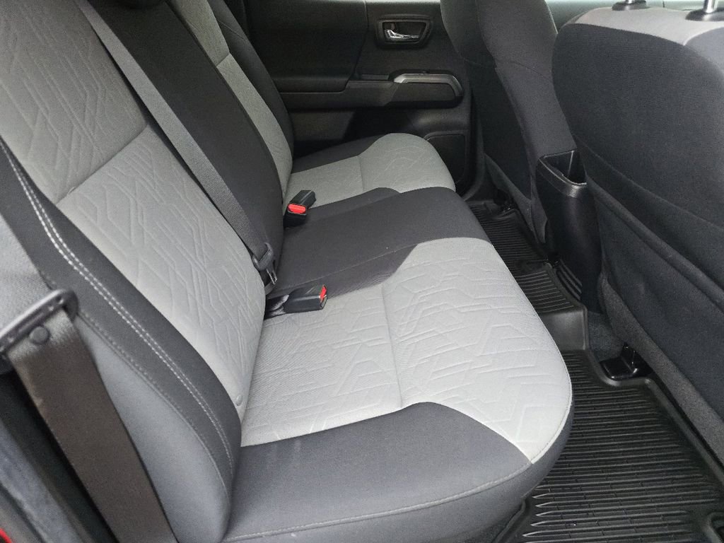 Used 2023 Toyota Tacoma TRD Off-Road w/ Technology Package image 19