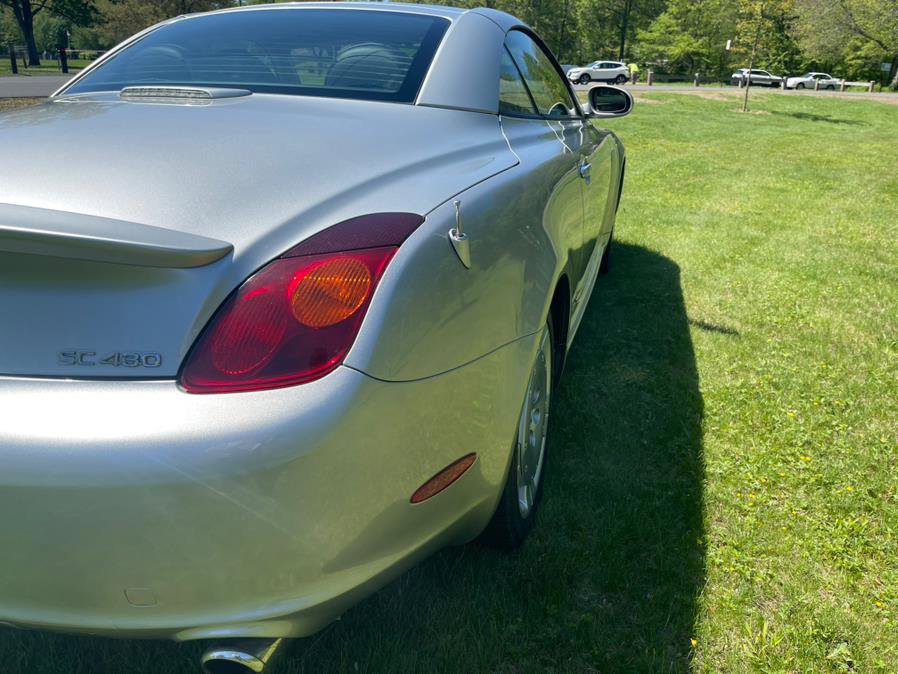 Used 2002 Lexus SC 430 Convertible image 4