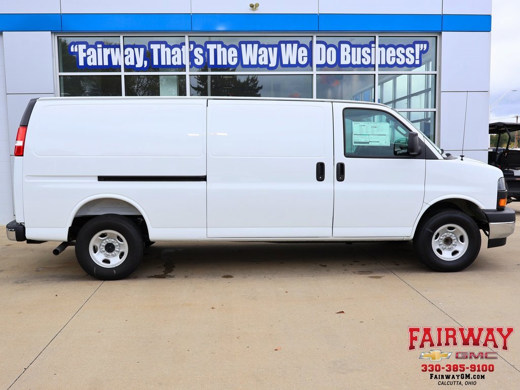 New 2025 GMC Savana 3500 Extended w/ Driver Convenience Package