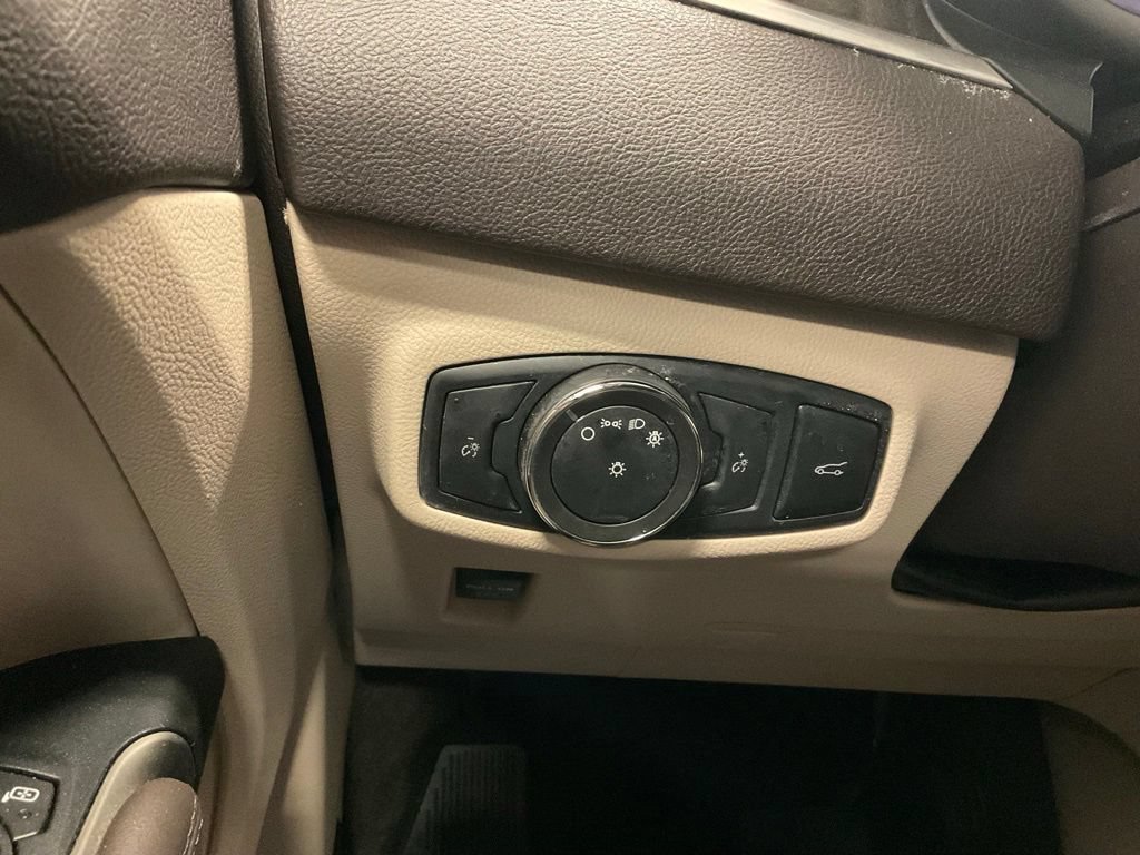 Used 2017 Lincoln MKC Reserve FWD image 15