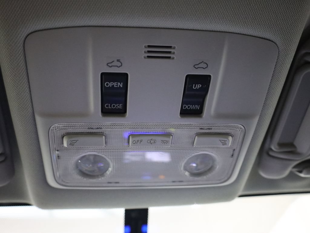 Used 2014 Toyota RAV4 XLE AWD/4WD image 30