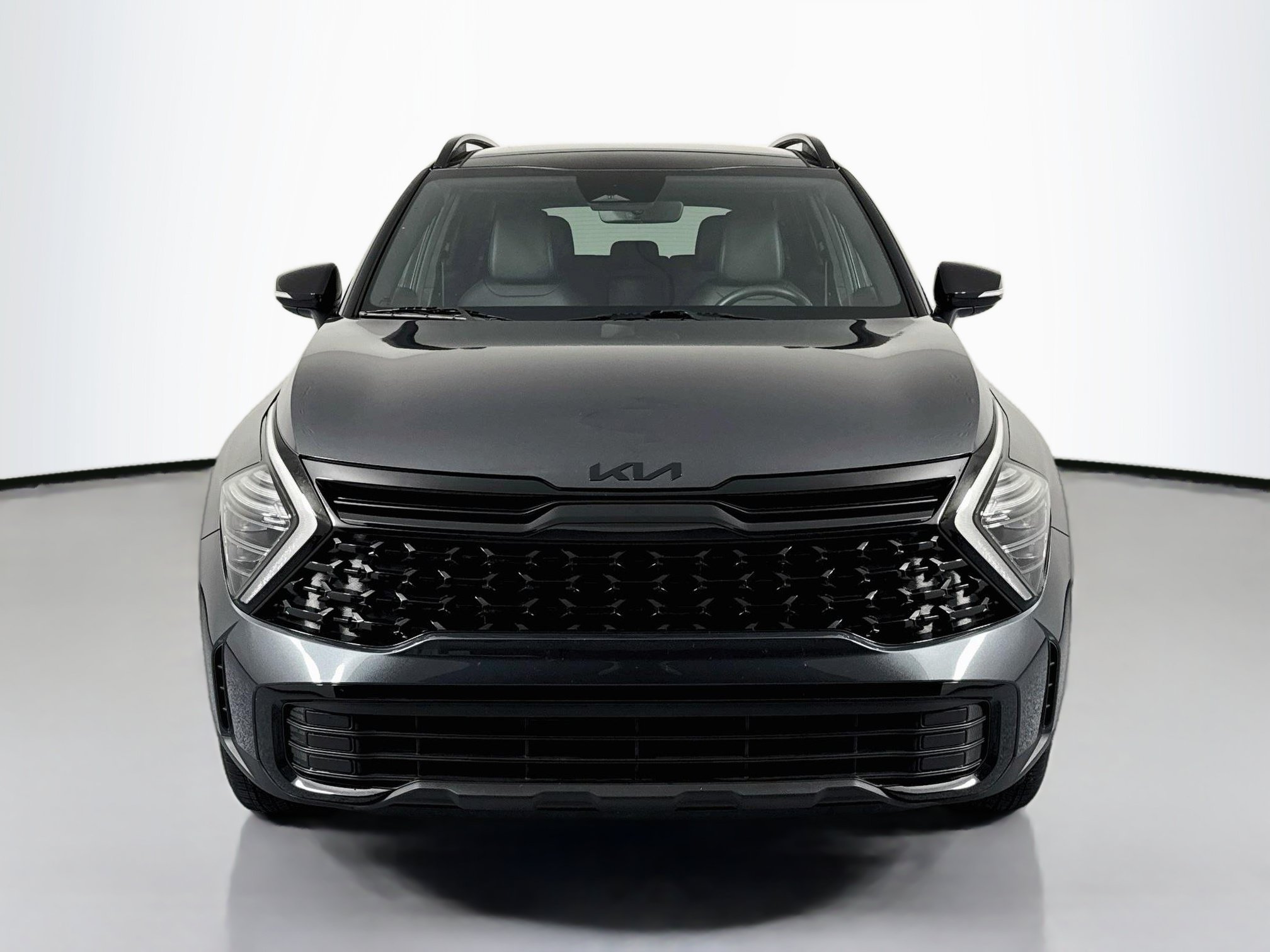 Used 2025 Kia Sportage X-Line w/ Premium Package AWD/4WD image 2